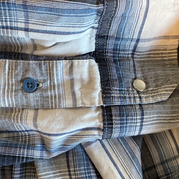 Levi Strauss & Co. Two Horse Brand Western Shirt. Snap front. - Picture 9 of 12